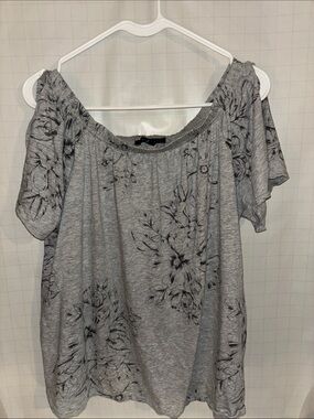 Sanctuary Gray Floral Off-the-Shoulder Blouse